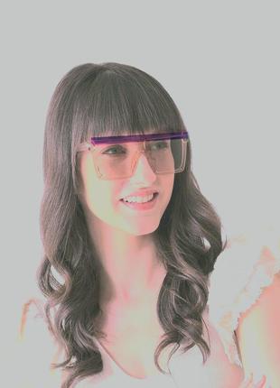 Стильні рожеві бузкові градієнтні сонцезахисні окуляри