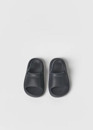 Шлепанцы детские zara 23,24,25,26,27,28 резиновые тапочки кроксы сандали белые лиловые тапочки8 фото