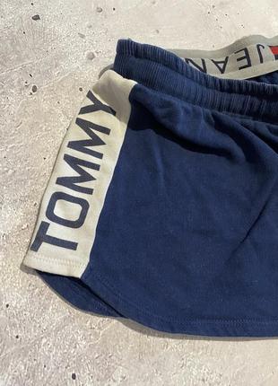 Короткие шорты Tommy jeans размер м7 фото