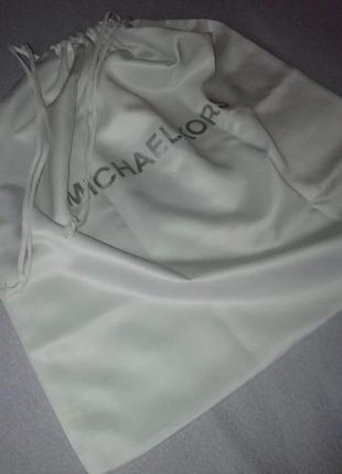 Большие брендовые пыльники michael kors для сумки2 фото