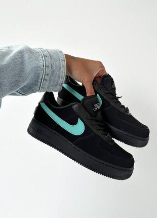 Жіночі замшеві кросівки nike tiffany air force 1 low black. колір чорний8 фото