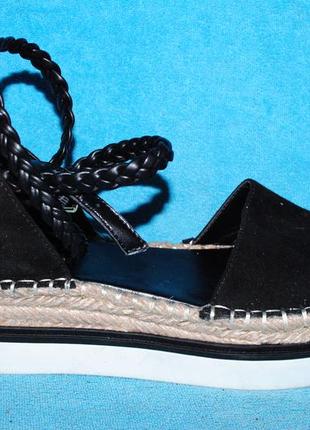 Босоножки новые jlo 37 размер