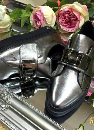 Туфельки на платформі