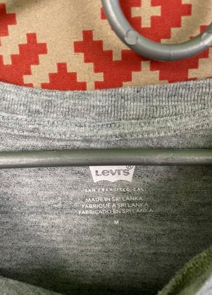 Женская базовая серая футболка levis3 фото