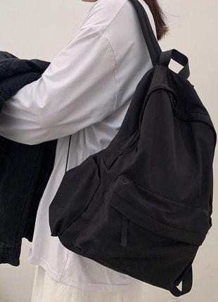 Женский черный однотонный спортивный городской рюкзак