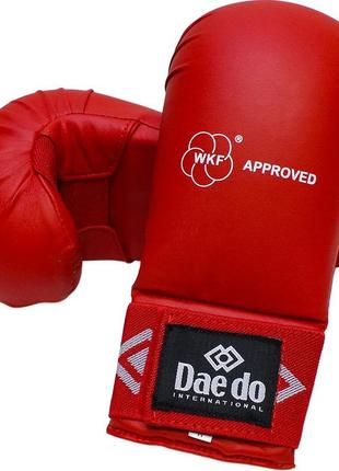 Рукавички для карате daedo червоні захист кисті рук wkf накладки битки карате для бойових мистецтв4 фото