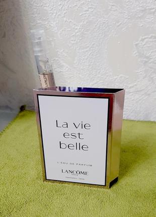 Lancome la vie est belle💥оригинал миниатюра пробник mini spray 1,2 мл книжка5 фото
