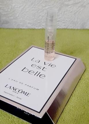 Lancome la vie est belle💥оригінал мініатюра пробник mini spray 1,2 мл книжка6 фото