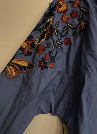 Рубашка с вышивкой