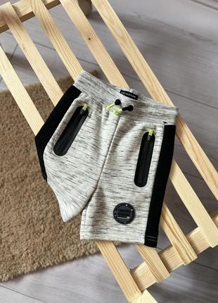 Шорти 98 primark