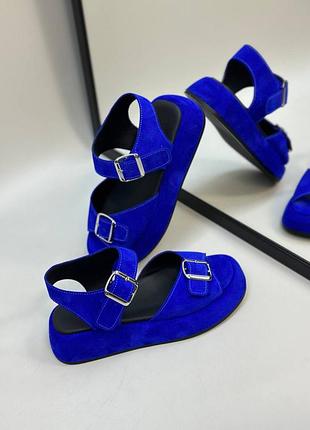 Синие босоножки с пряжками с натуральной замши
