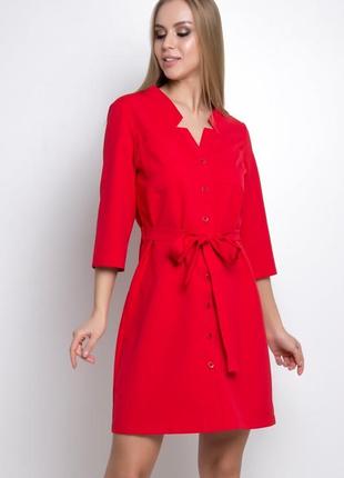 Платье рубашка красного цвета на пуговицах1 фото