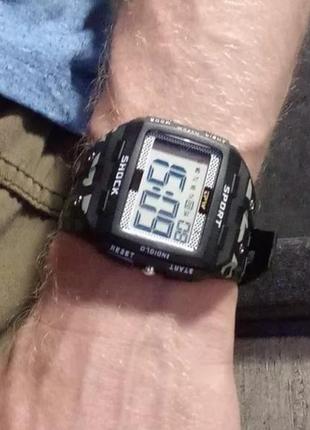 Часы мужские тактические tpw 9004 большой экран и цифры