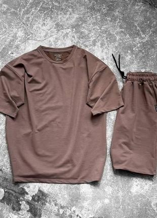 Мужской летний комплект футболка и шорты однотонный коричневый