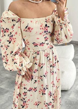 Муслиновое цветочное платье миди в цветы цветочный принт4 фото