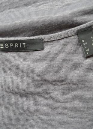 Серая льняная футболка с вышивкой бренда esprit.3 фото