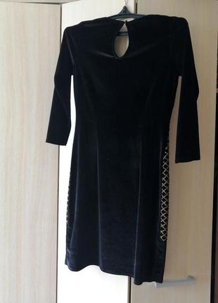 Элегантное бархатное платье в сочетании черного с золотом бархатное платье7 фото