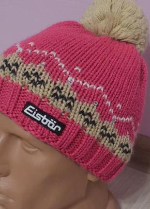 Оригінальна жіноча зимова шапка eisbar