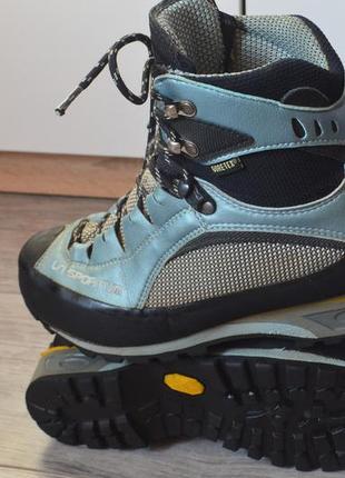 Жіночі трекінгові черевики la sportiva з німеччини