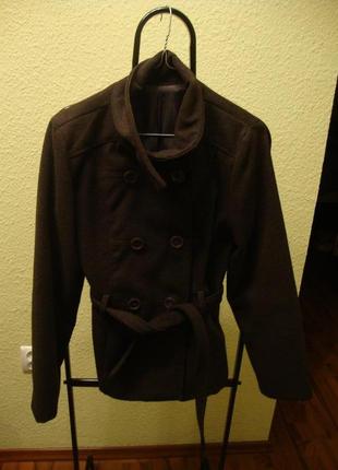 Осіннє напів пальто