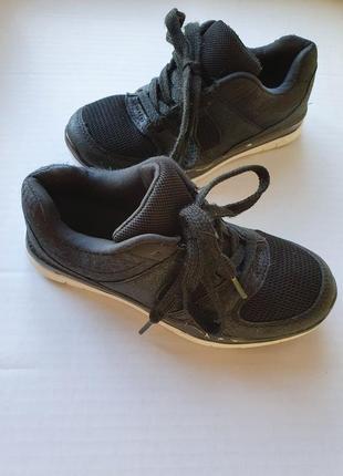 Кросівки f&f р. 33