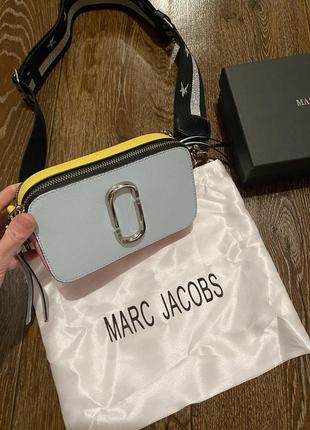 Шикарная яркая сумочка клатч кросс-боди marc jacobs лого кожа