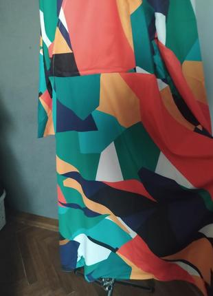 Красивое платье разноцветная геометрия отрезная талия батал4 фото