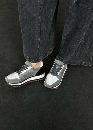 Кросівки натуральна шкіра