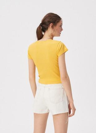 Шикарная желто-горчичная футболка топ в рубчик sinsay3 фото