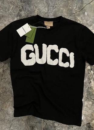 Футболка в стилі gucci