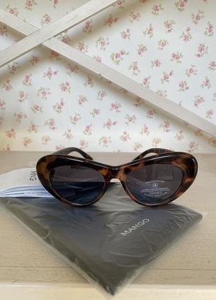 Солнцезащищенные очки mango
