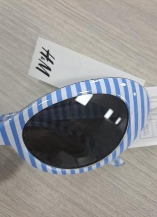 Сонцезахисні окуляри солнцезащитные очки 4-5 h&m2 фото