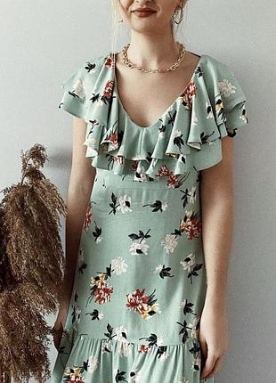 Дизайнерское платье