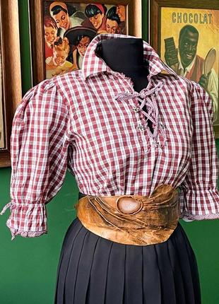Блуза австрийская винтажная хлопковая на шнуровке в клетку