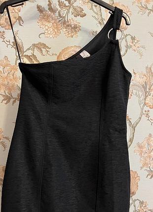 Платье на одно плечо h&m 3