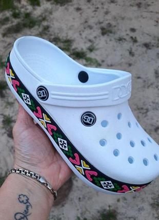 -женские тапочки croc$ белые кроксы шлёпки сланцы (размеры: 36,37,38,39,40,41)1 фото