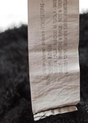 Черный пушистый свитер травка с широкими рукавами4 фото