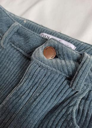 Вельветовые прямые джинсы в рубчик на высокой посадке/с разрезами на штанинах3 фото