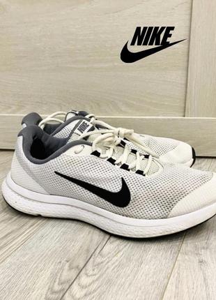 Кроссовки мужские nike runallday white 40,5/26 оригинал