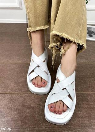 Босоніжки, білі босоніжки4 фото