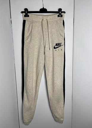Спортивні штани nike air спортивки найк джогери на манжетах беж сірі оригінал лампаси7 фото