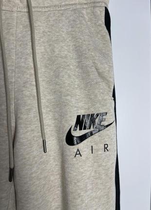 Спортивні штани nike air спортивки найк джогери на манжетах беж сірі оригінал лампаси2 фото