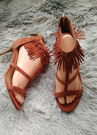 Босоніжки tamaris нат.замша 40р.