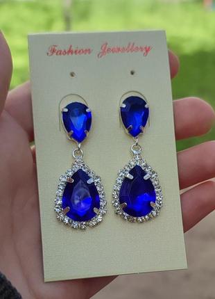 Яскрава класика жіночі сережки "крапельки в сріблі з синім каменем під сапфір" - елегантний подарунок дівчині5 фото