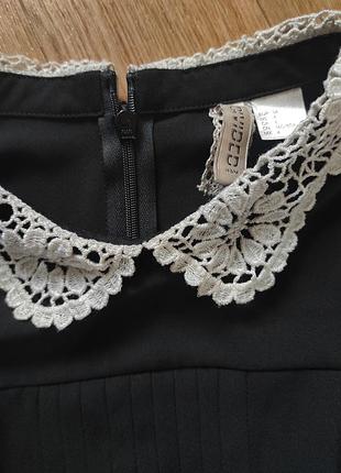 Брендовое платье с кружевным воротником и манжетами платья под школьную форму h&m