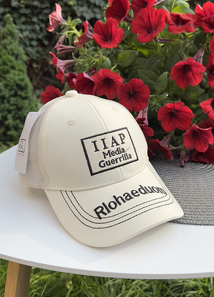 Стильна та якісна кепка