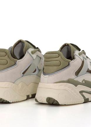 Кроссовки adidas 4