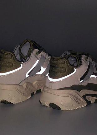 Кроссовки adidas 2