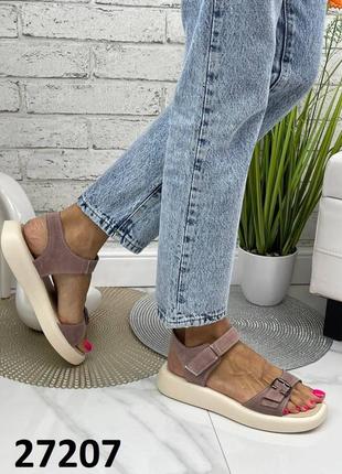 Классические босоножки на низком ходу липучка натуральная кожа замш