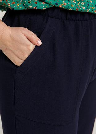 Женские легкие льняные брюки  с манжетами3 фото